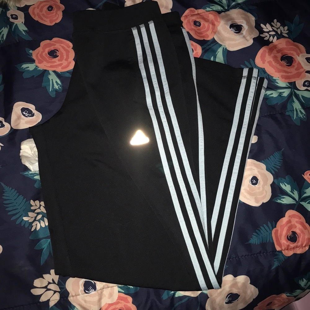⭐️ ADIDAS 3-STRIPED STRAIGHT BOTTOM/ TRACK PANT
